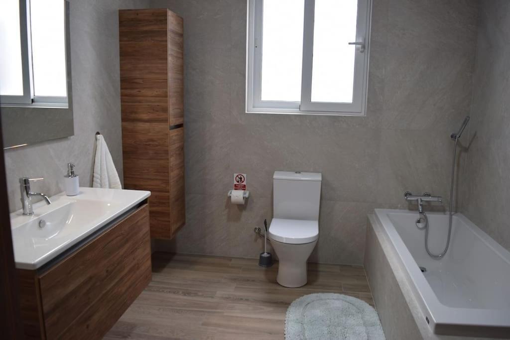 Lovely 3-Bedroom Apartment In L-Iklin Екстериор снимка